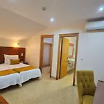 Recomecar Guesthouse