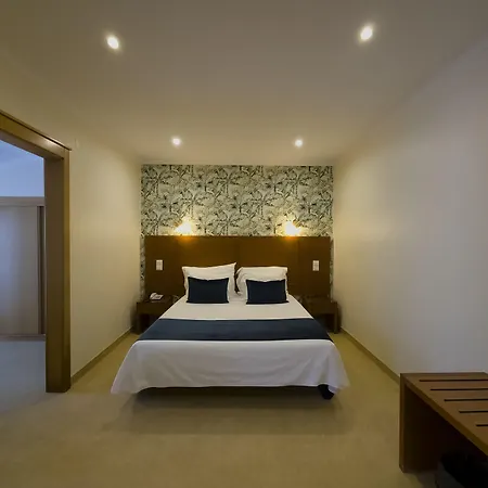 Recomecar Guesthouse Gasthof 4*